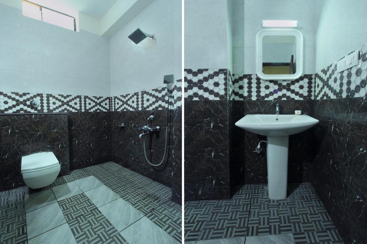 Capital O Hotel Samanvi International Belur  Exterior photo